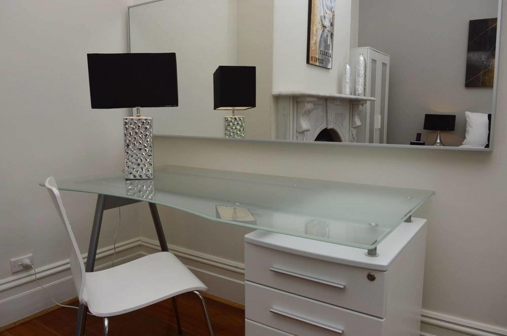 Birches Serviced Apartments Melbourne Dış mekan fotoğraf