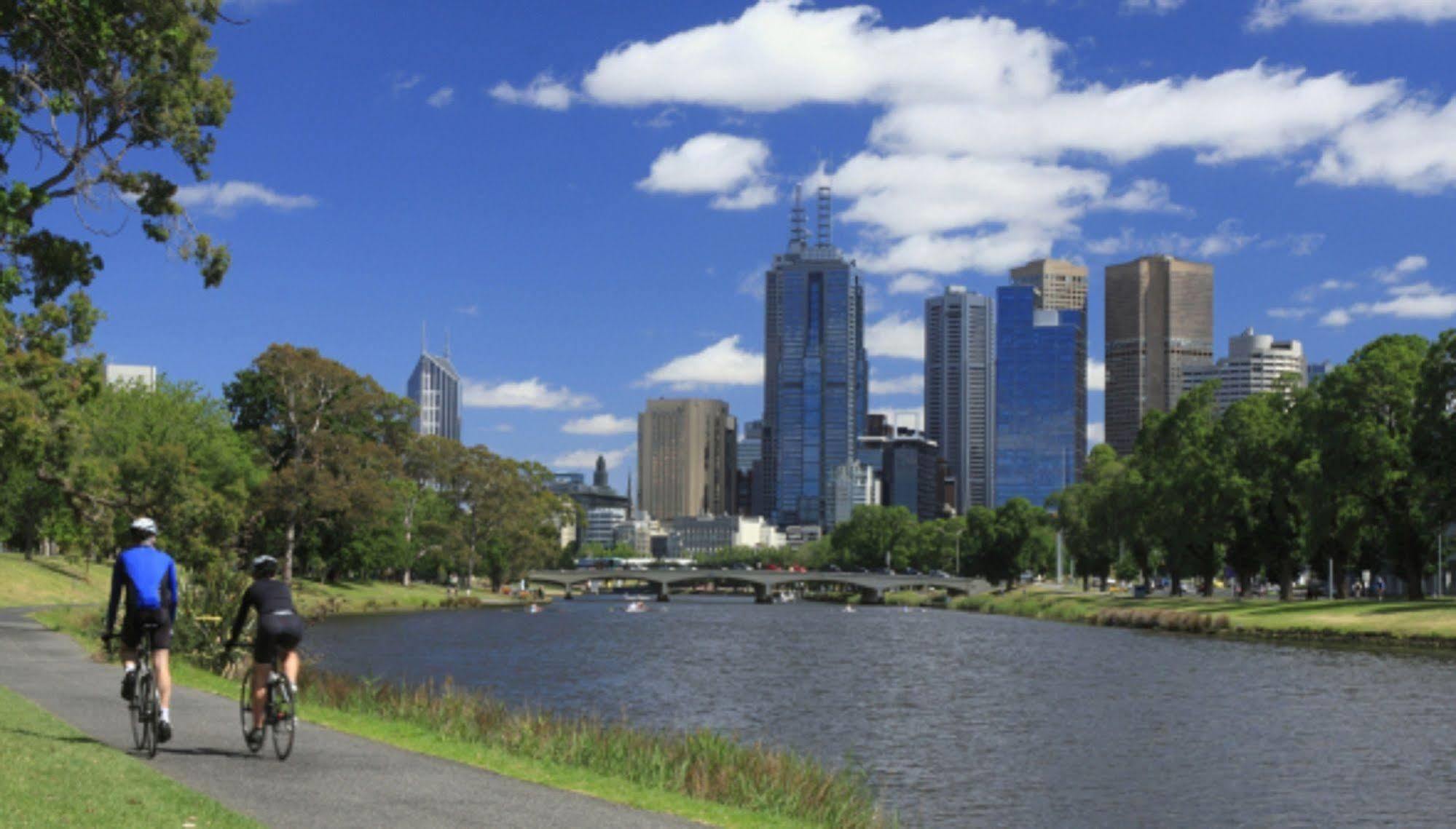 Birches Serviced Apartments Melbourne Dış mekan fotoğraf